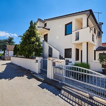Apartment Iriska Novigrad Istria Exteriér fotografie