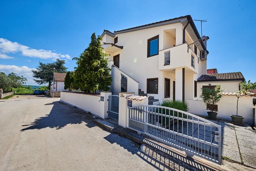 Apartment Iriska Novigrad Istria Exteriér fotografie